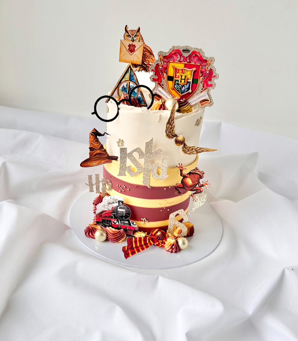 Harry Potter themed cake