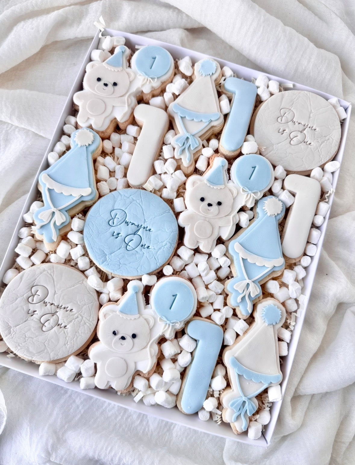 Teddy bear birthday shortbread box