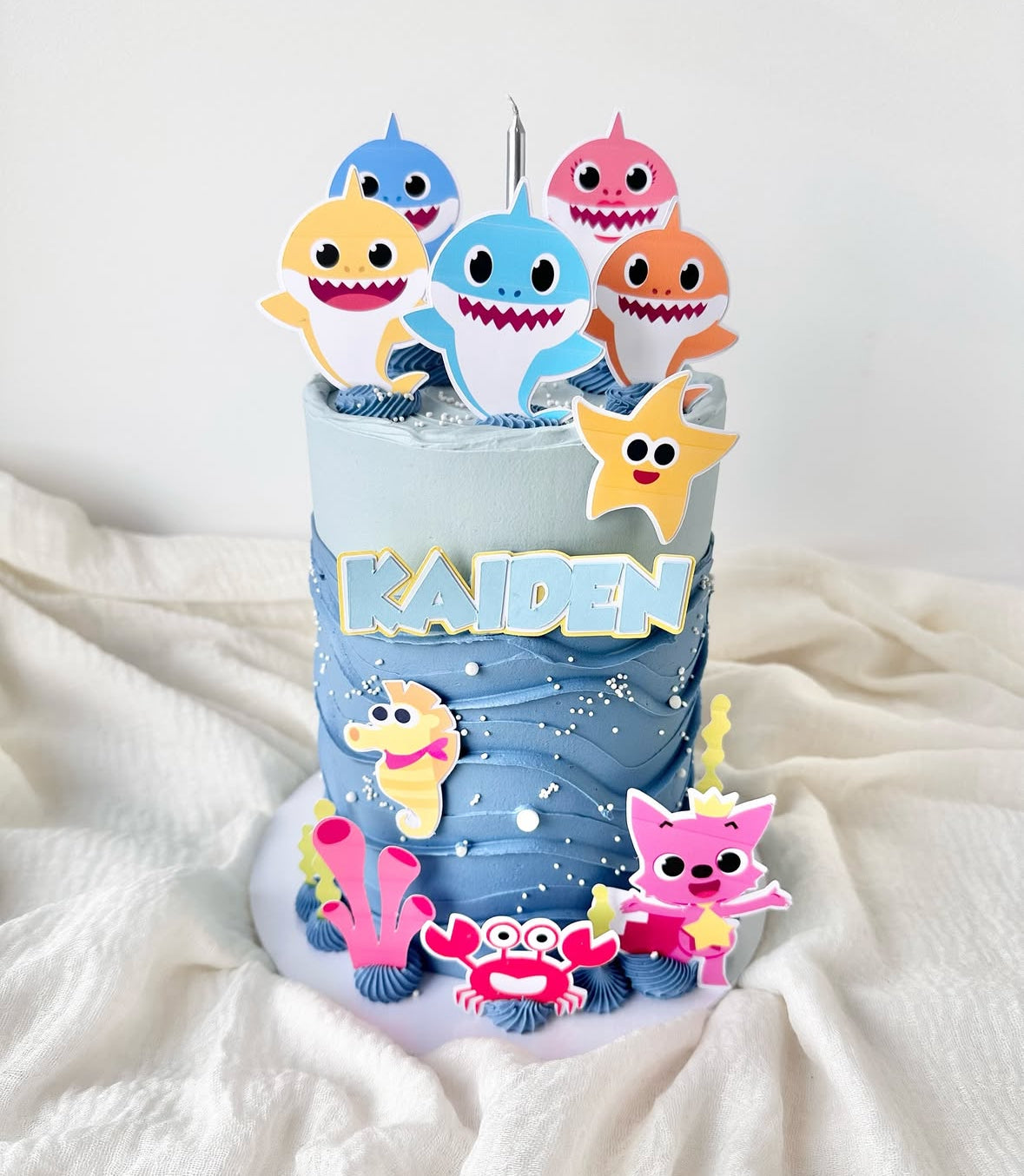 Baby shark cake