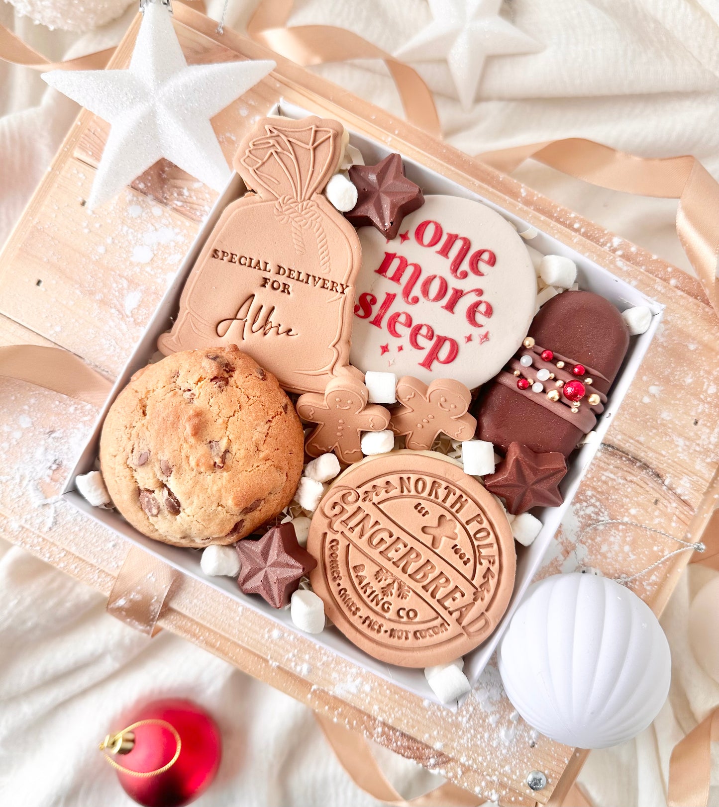 One more sleep mini treatbox