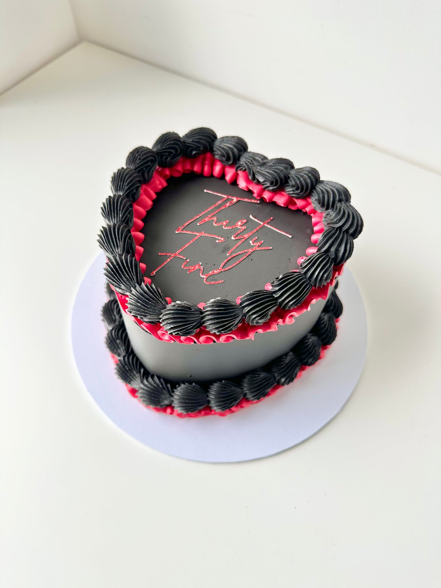 Mini heart cake