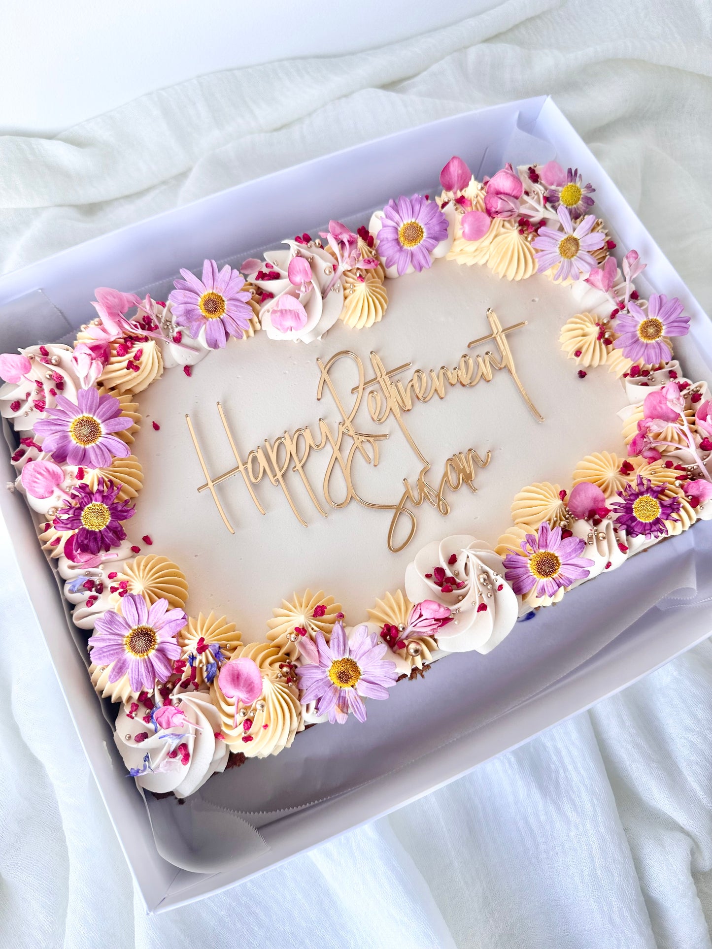 Summer floral sheetcake