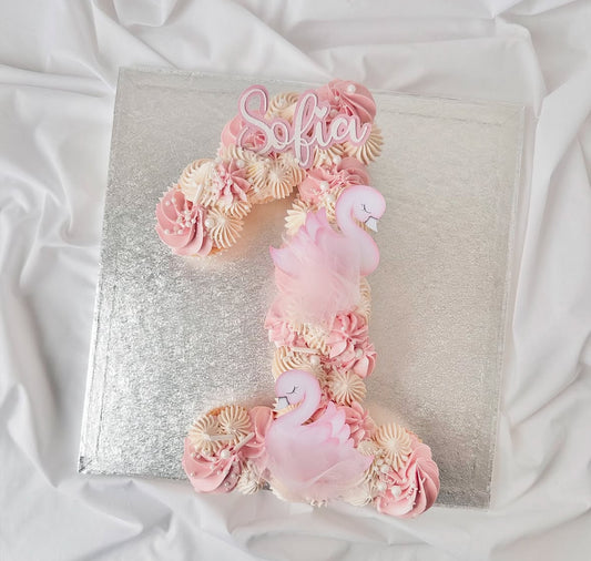 Pull apart cupcake cake