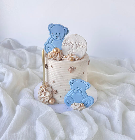Teddy bear themed cake