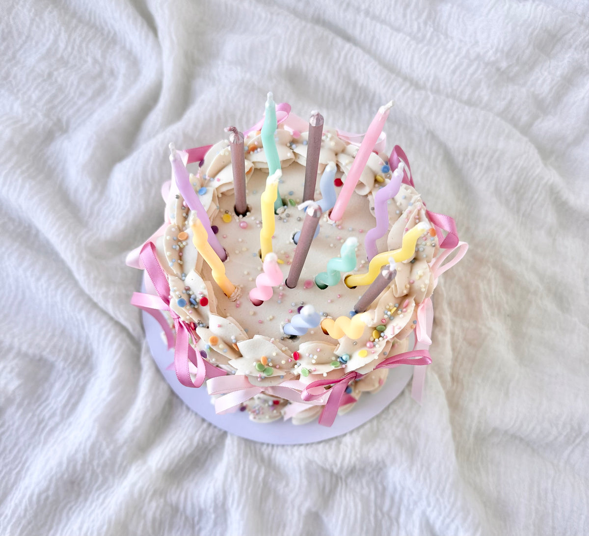Bow and Sprinkles cake