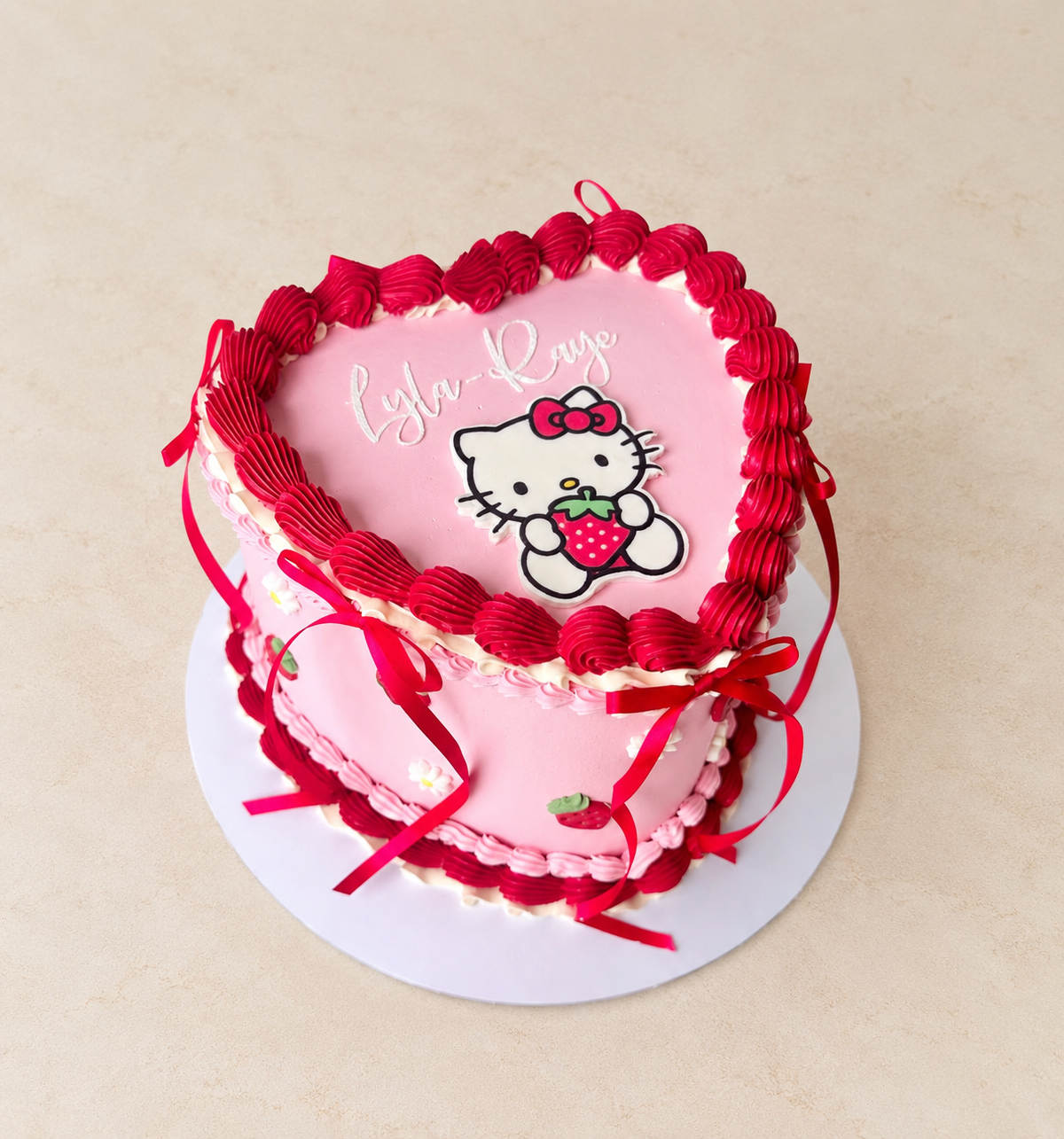 Hello Kitty heart cake
