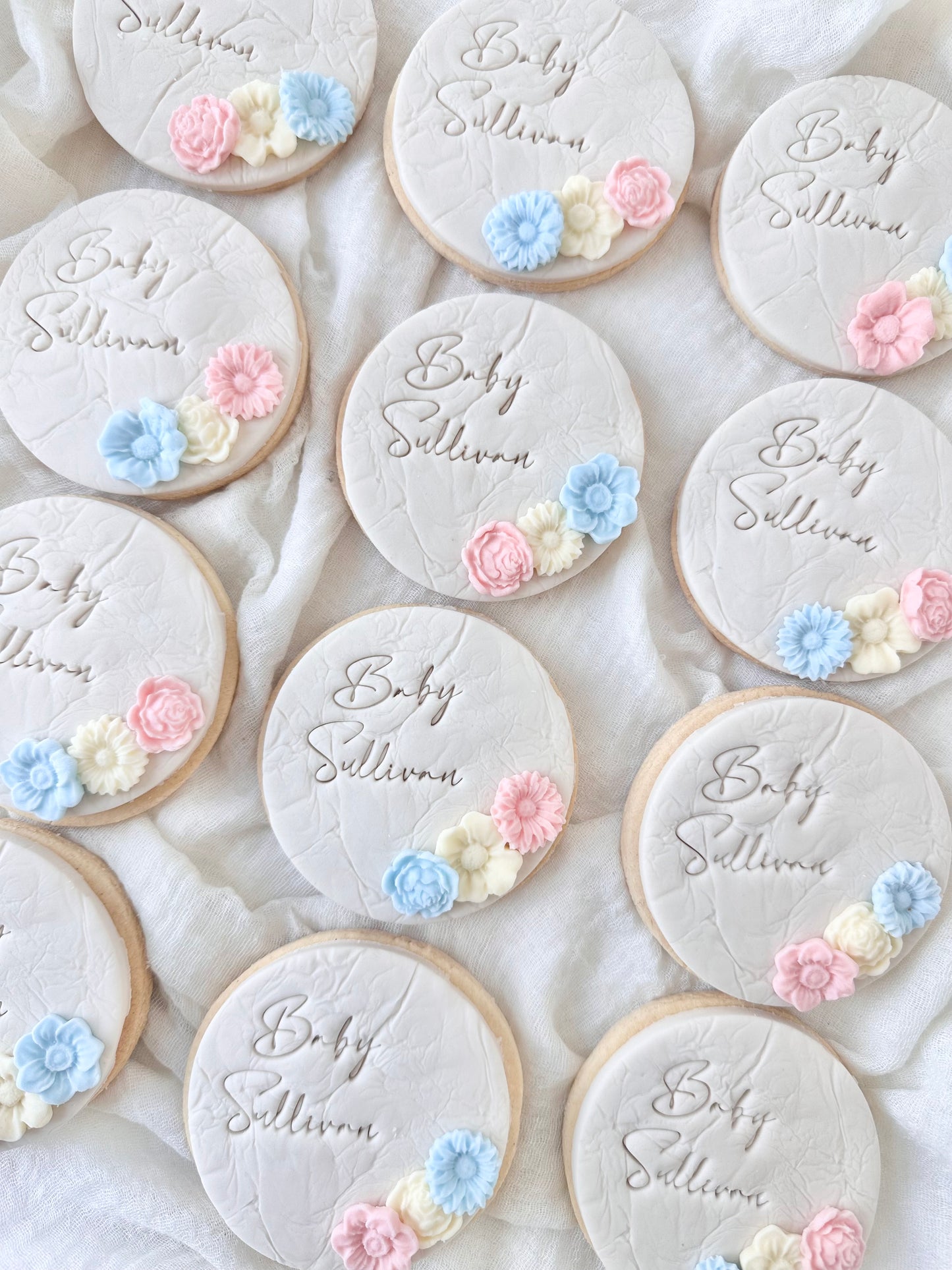 Floral personalised shortbread biscuits
