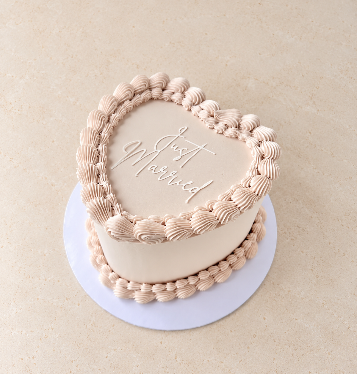 Classic heart cake