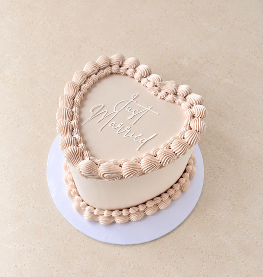Classic heart cake