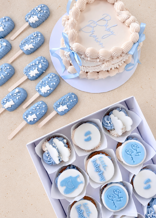 Vintage Heart cake, Cupcakes & Cakesicle set