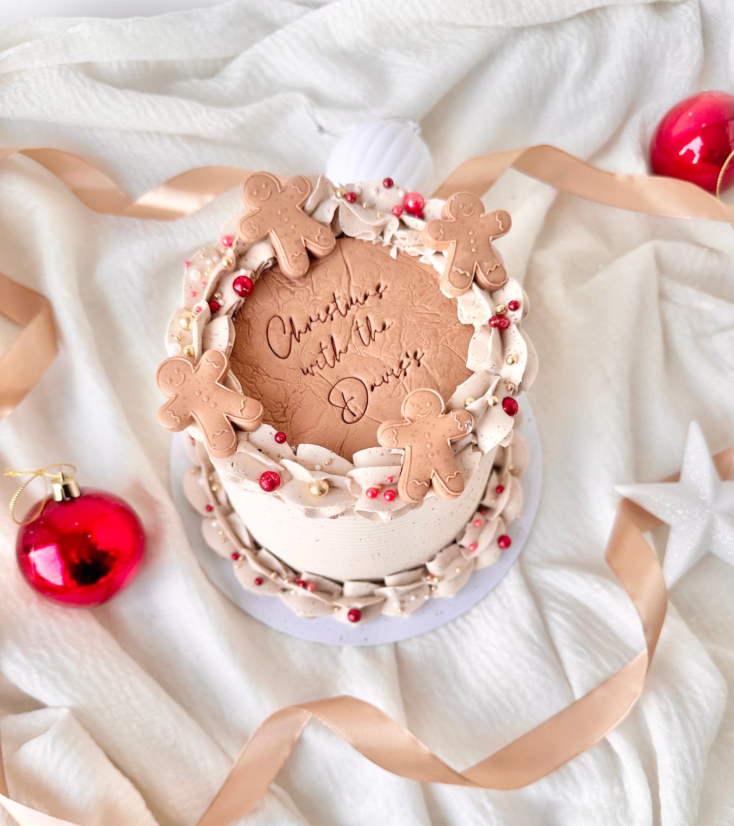 Gingerbread Christmas cake