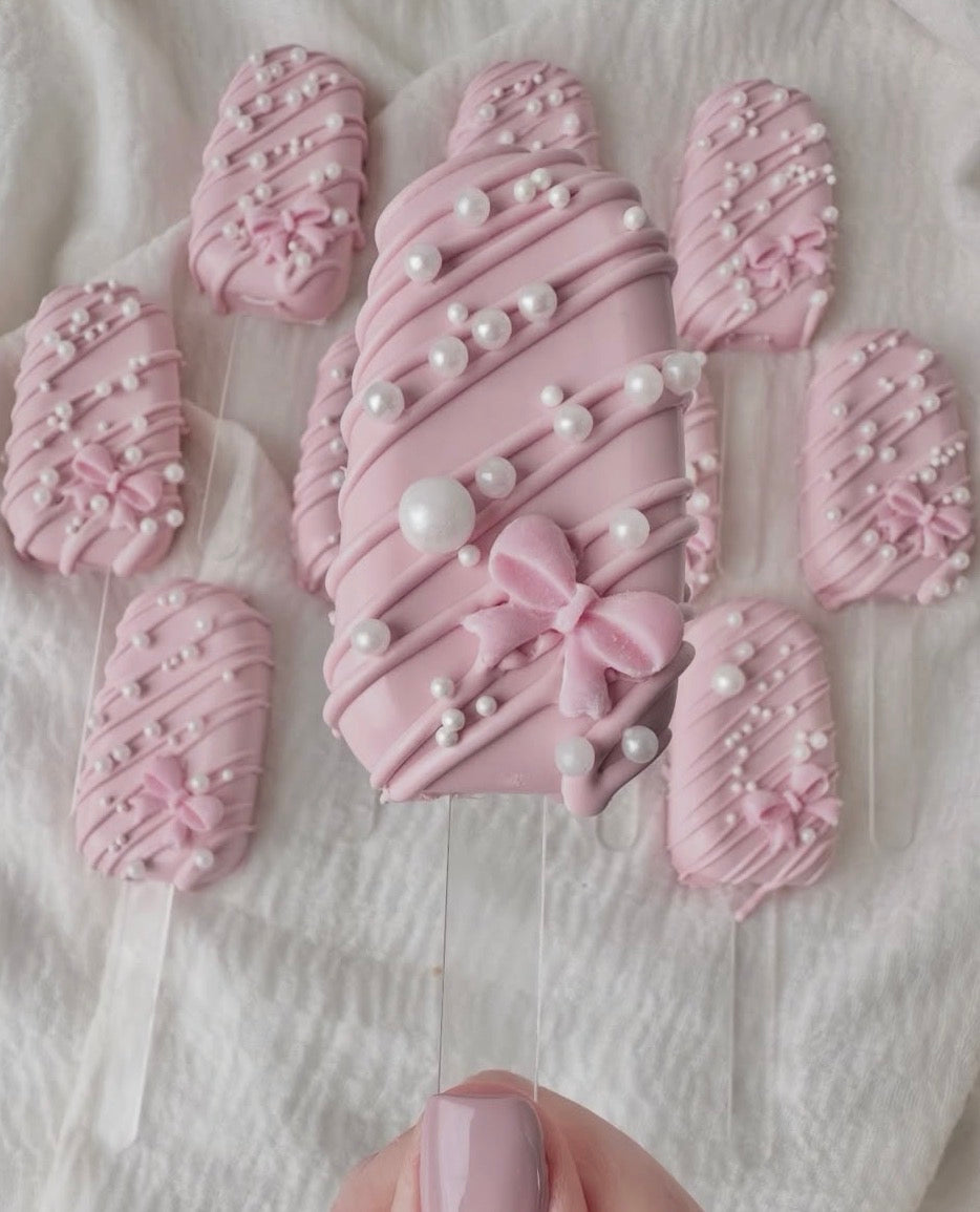 Bow Cakesicles