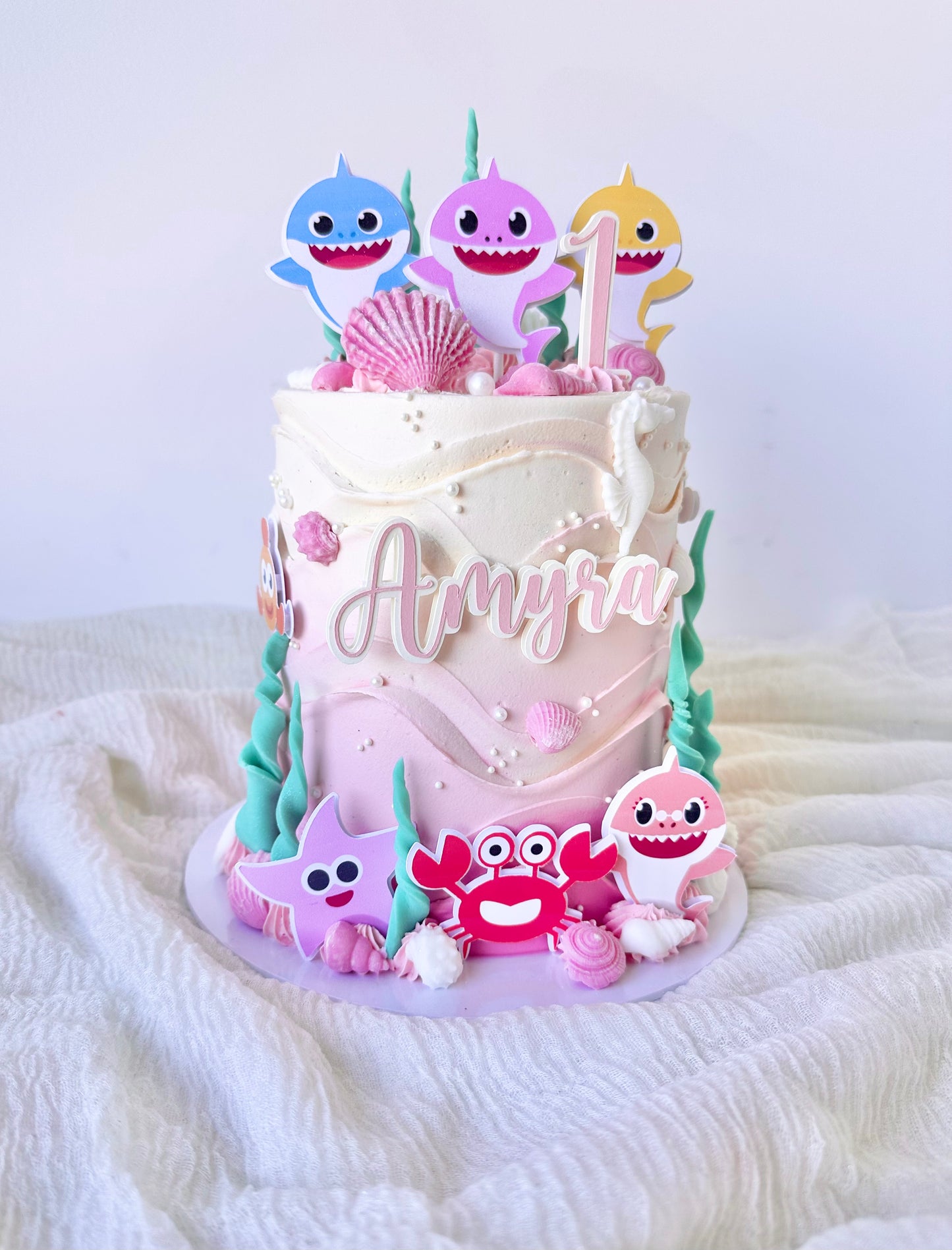 Baby shark cake