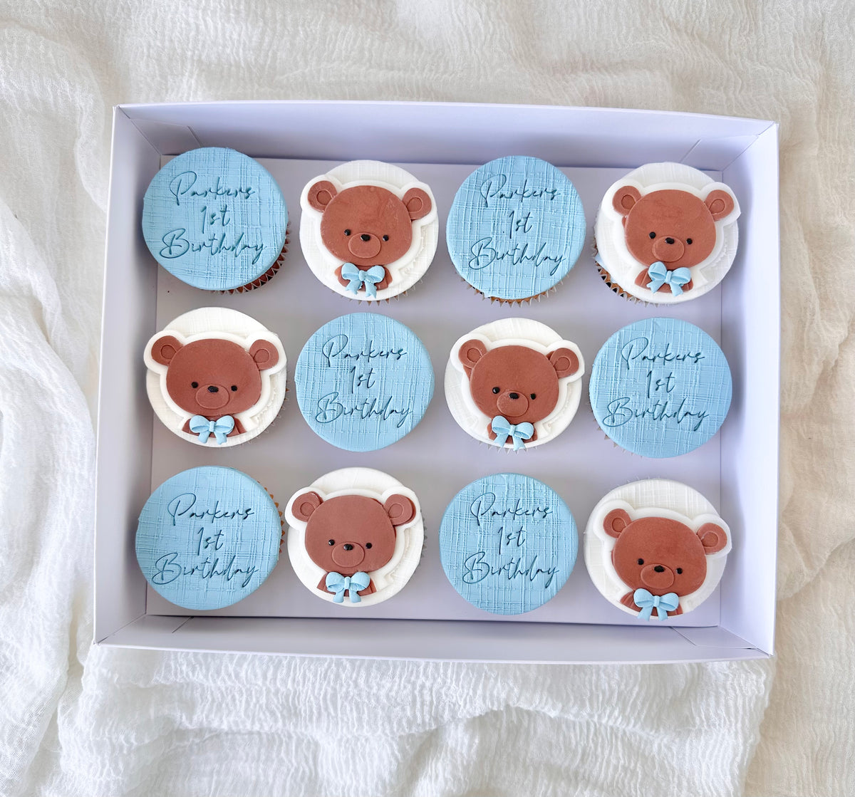 Teddy bear themed cupcakes
