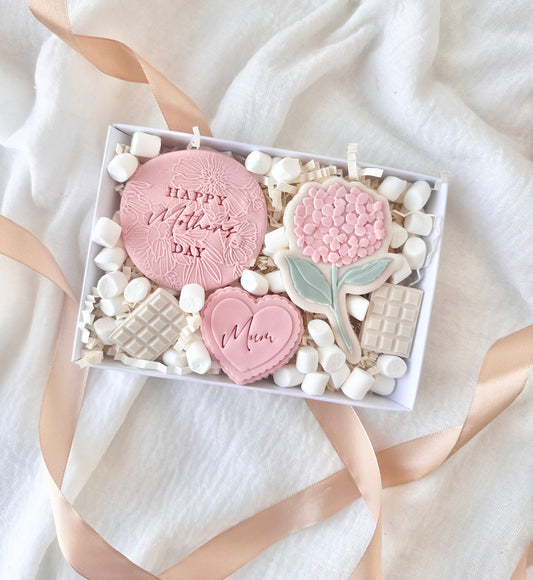 Mother’s Day shortbread box