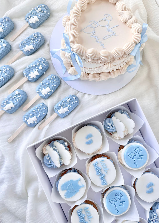 Heart cake, Cupcakes & Cakesicle set