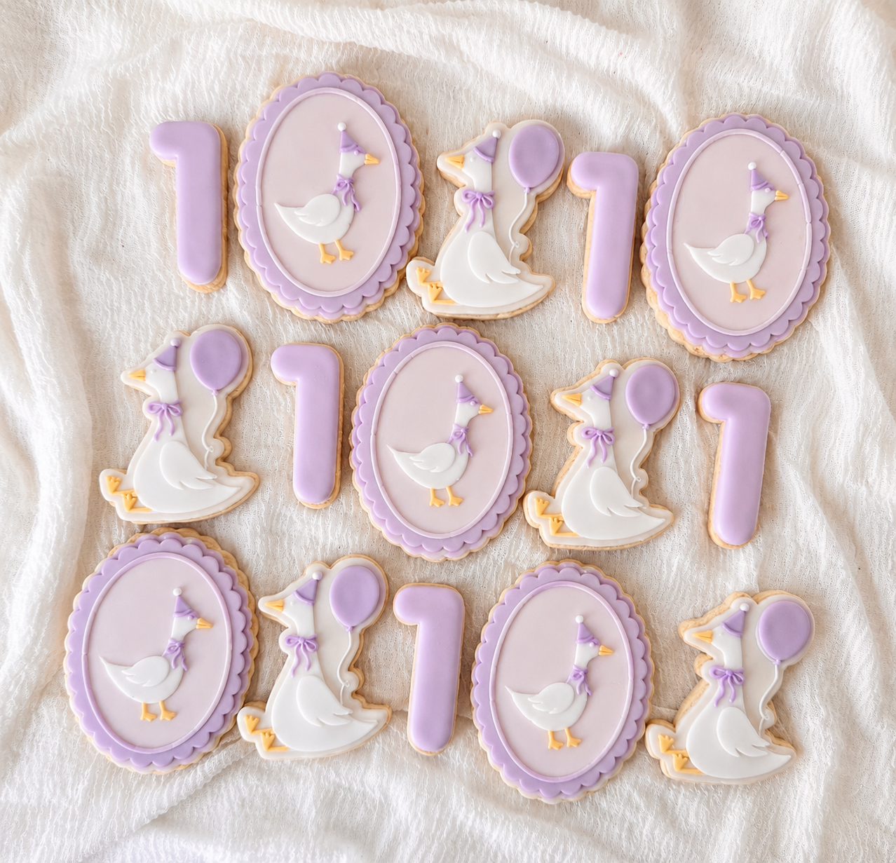 Goose themed biscuits