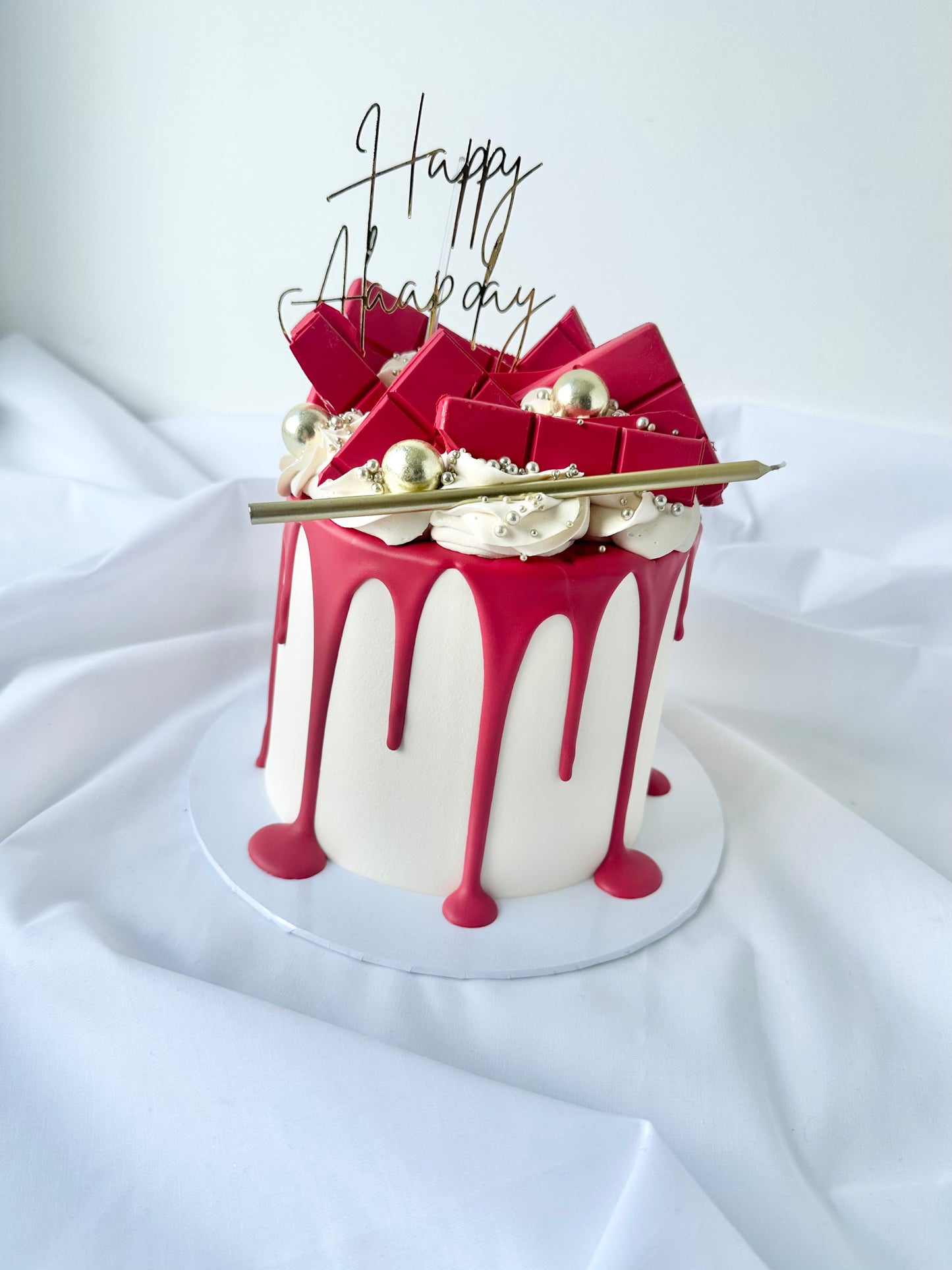 Baby drip cake