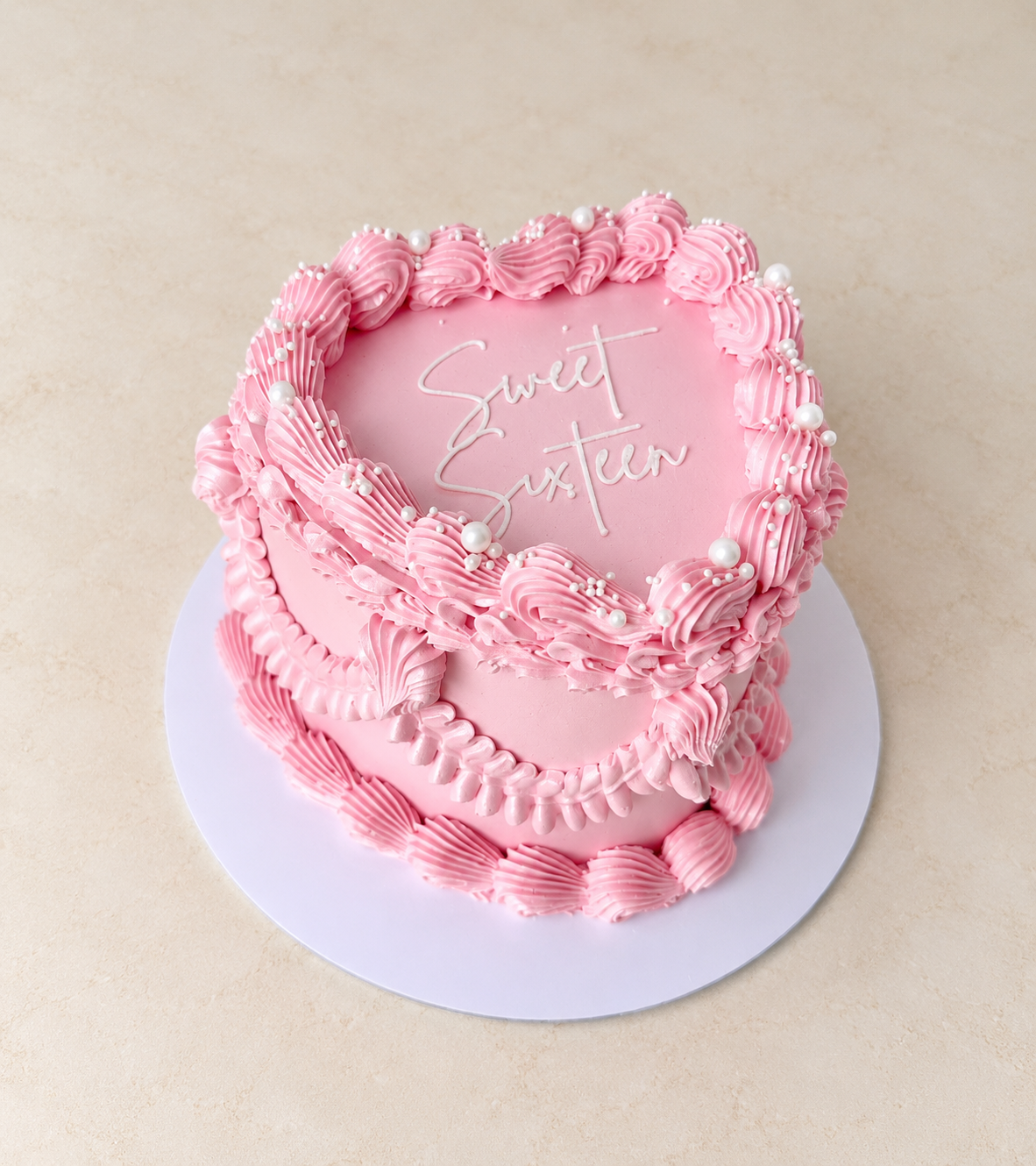 Mini vintage heart cake
